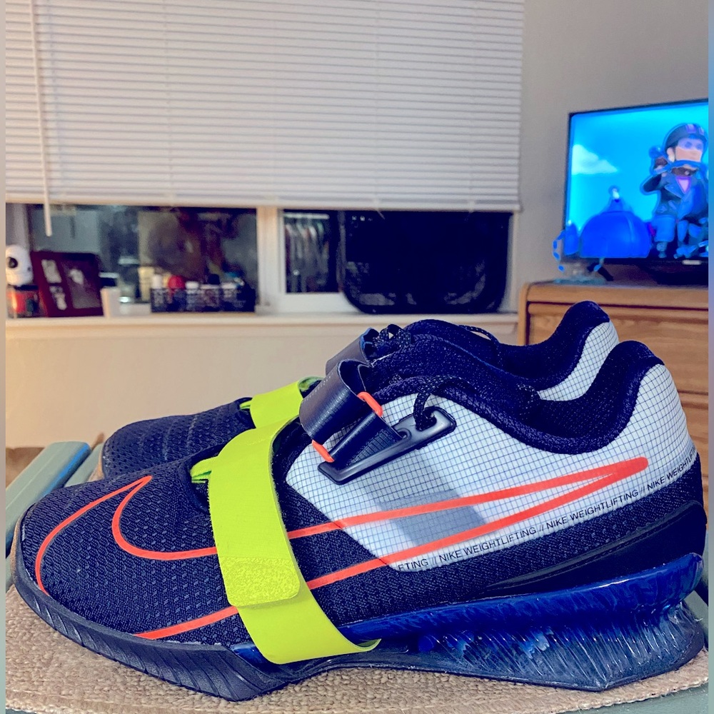 Nike romaleos 4 almost brand new! Mens 11